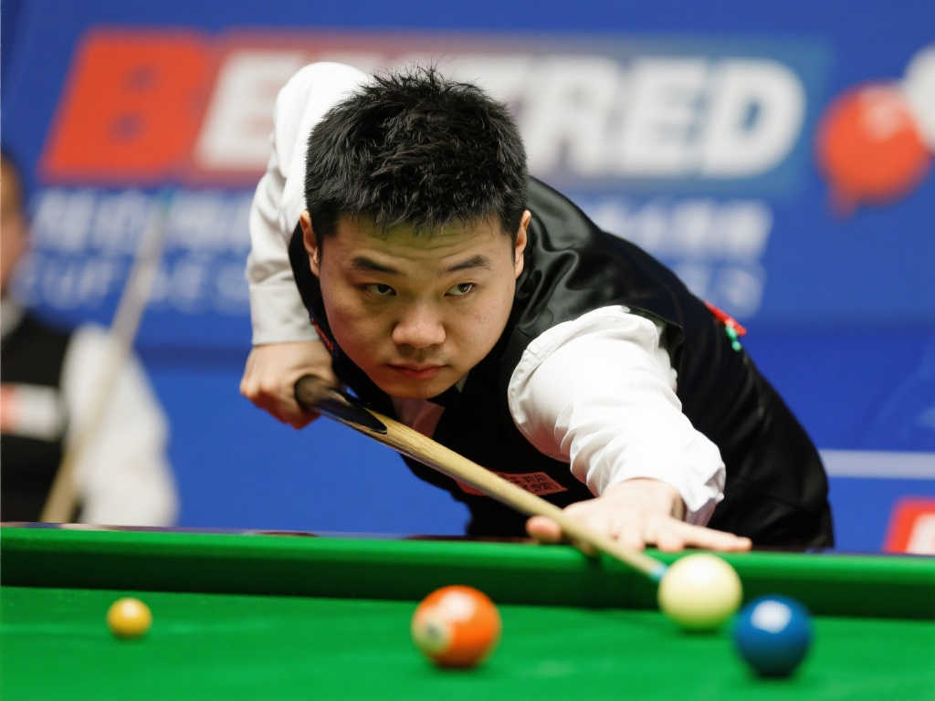 17岁赵心童的冠军梦:以丁俊晖为榜样,未来可期! 17岁赵心童的冠军梦:以丁俊晖为榜样,未来可期!